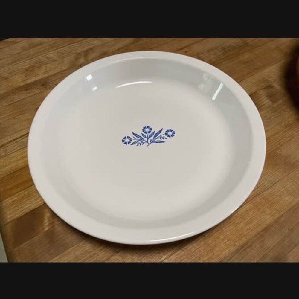 Corning Ware Blue Cornflower 9-Inch Pie Plate P-309